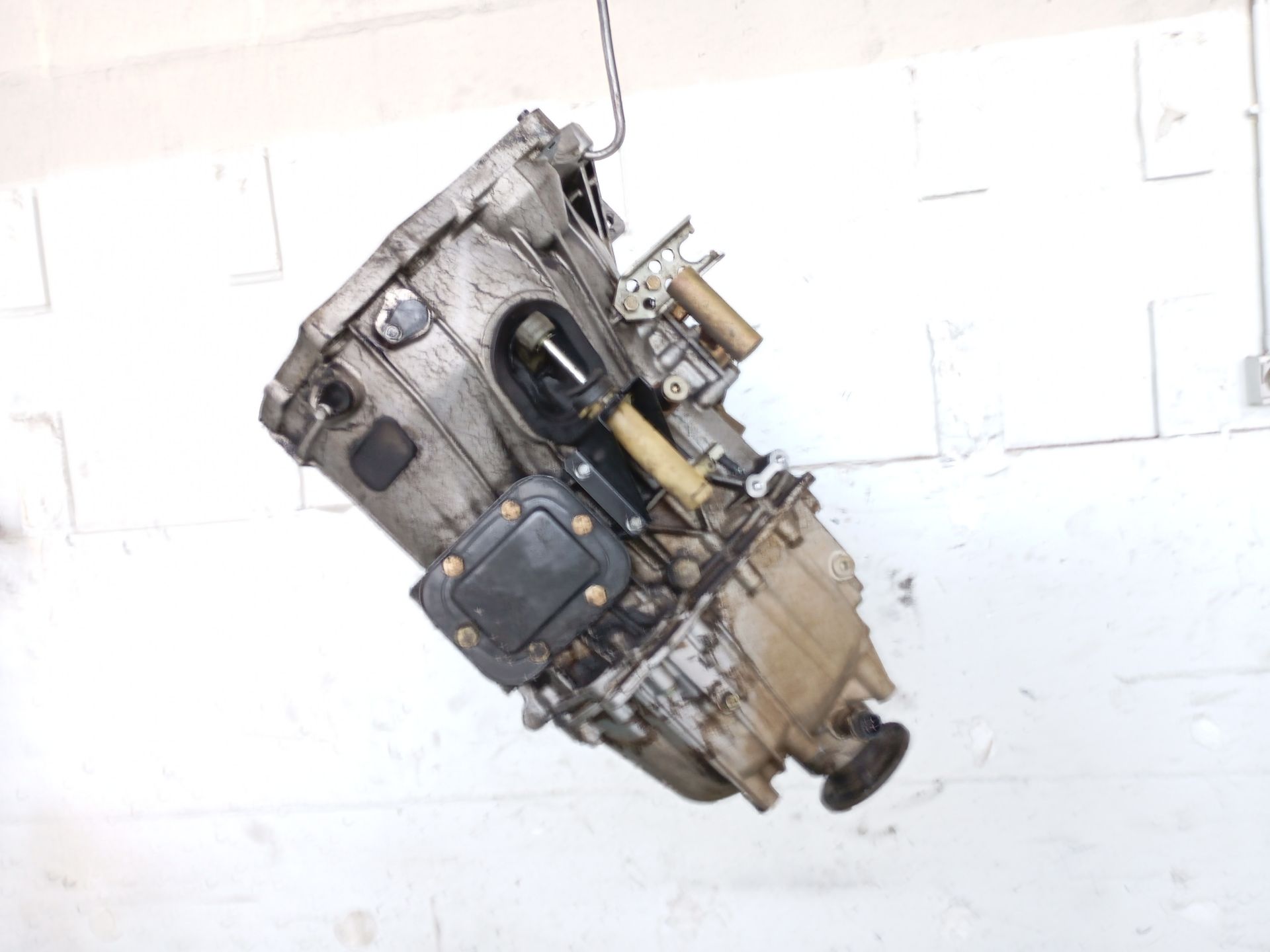 caja_cambios_manual_1323050003_6s300_iveco_daily_iii_furgon_35_s_11_v35_c_11_v