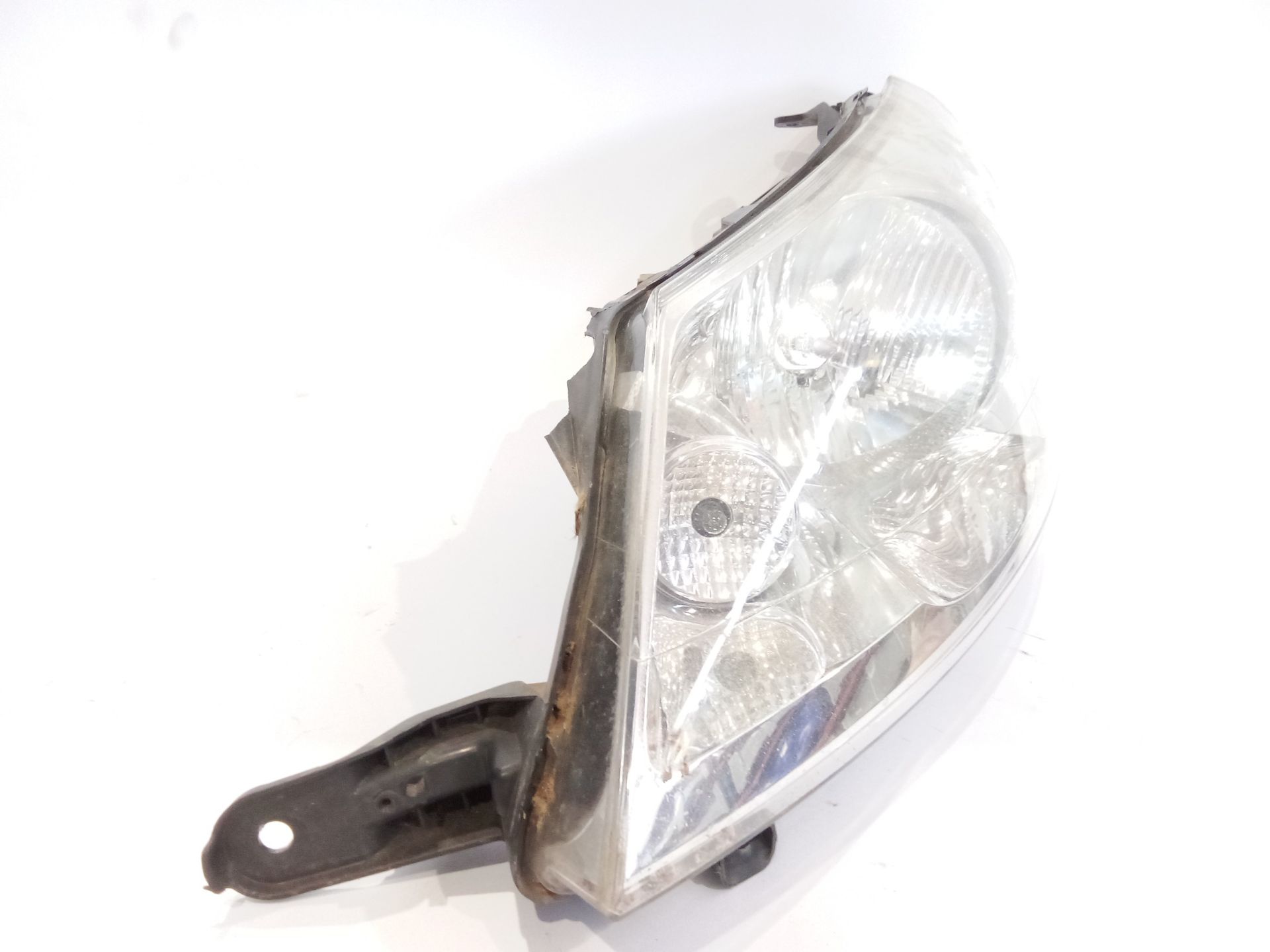 faro_izquierdo_89902605_fiat_scudo_autobus_270_272_2_0_d_multijet