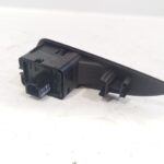 boton_elevalunas_trasero_derecho_829619240r_renault_espace_v_jr_1_6_dci_130