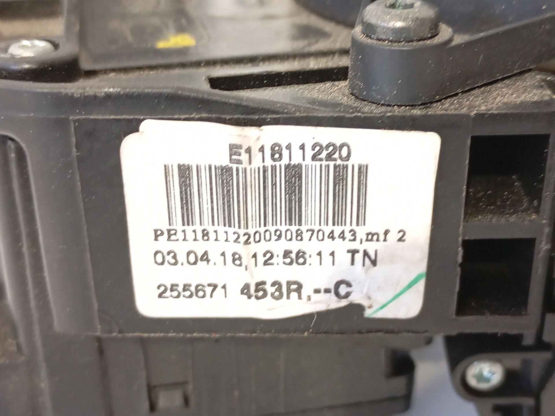 mando_multifuncion_479452659r_255671453r_0265019153_al_de