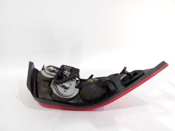 piloto_trasero_derecho_8200142687_renault_megane_ii_coupe_cabriolet_em0_1_2_0