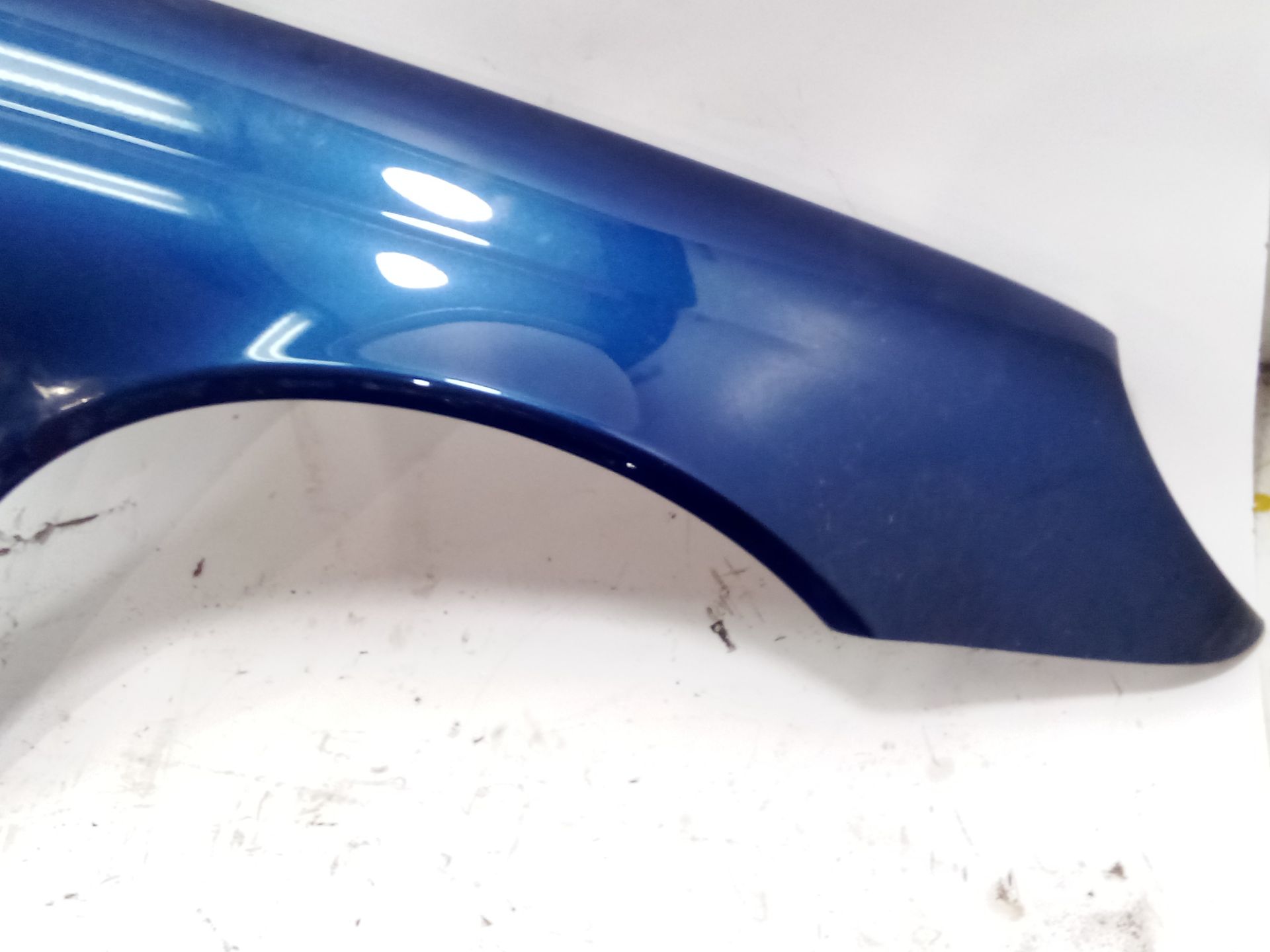 aleta_delantera_derecha_a2038800218_n_de_pintura_345_azul_jaspe_pintura_metalizada_a_203_880_02_18_mercedes_benz_clase_c_w203_c
