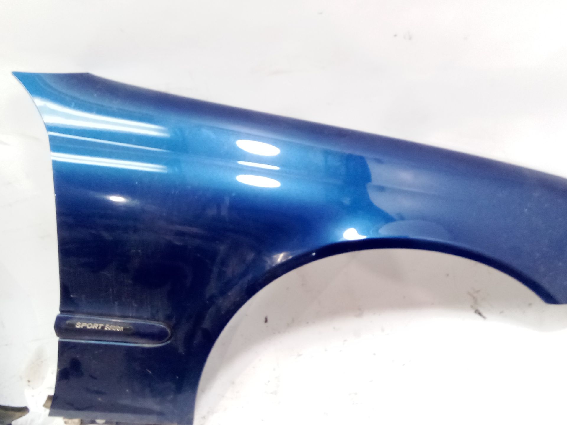 aleta_delantera_derecha_a2038800218_n_de_pintura_345_azul_jaspe_pintura_metalizada_a_203_880_02_18_mercedes_benz_clase_c_w203_c