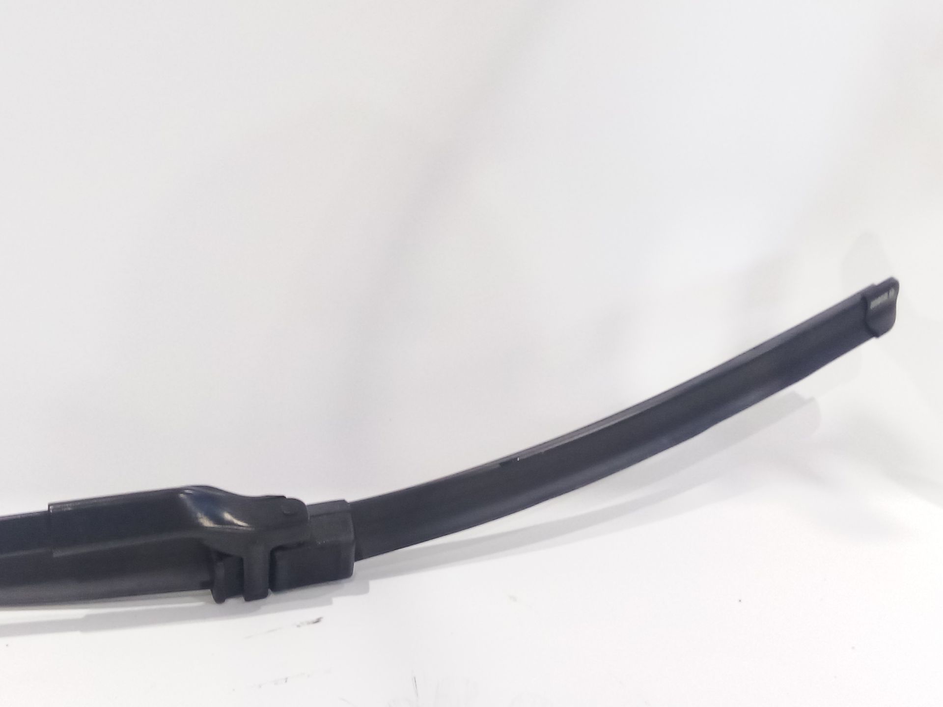 brazo_limpia_delantero_izquierdo_a2118200344_mercedes_benz_clase_e_w211_e_270_cdi_211_016