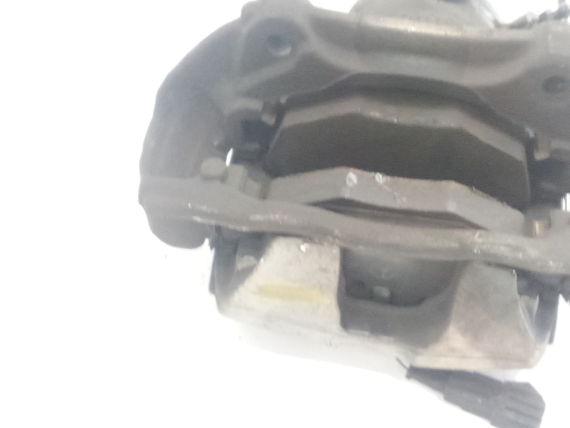 pinza_freno_delantera_izquierda_a0034200183_a_003_420_01_83_mercedes_benz_clase_e_w211_e_270_cdi_211_016