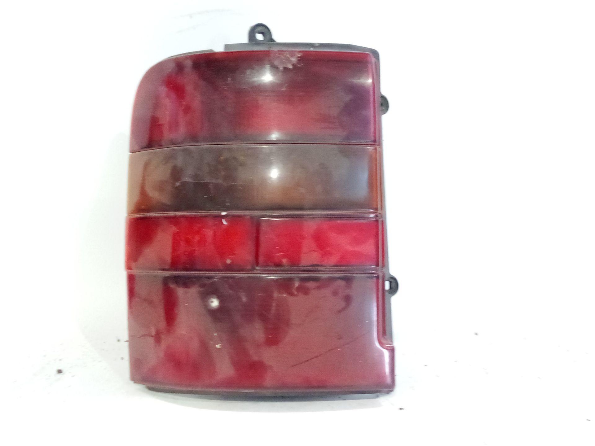 piloto_trasero_izquierdo_26555nissanserenaano1992_al_de