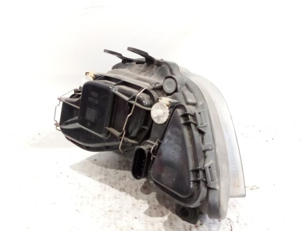 faro_derecho_6l1941752_seat_ibiza_iii_6l1_1_9_sdi