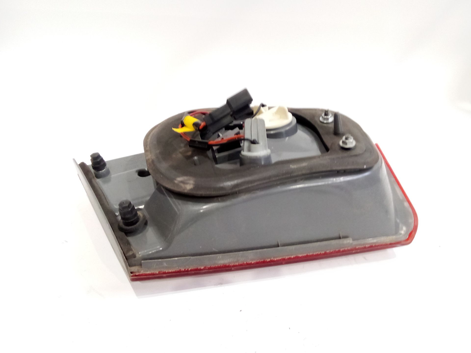 piloto_trasero_derecho_interior_924043k020_70619c_92404_3k020_hyundai_sonata_v_nf_2_0_crdi