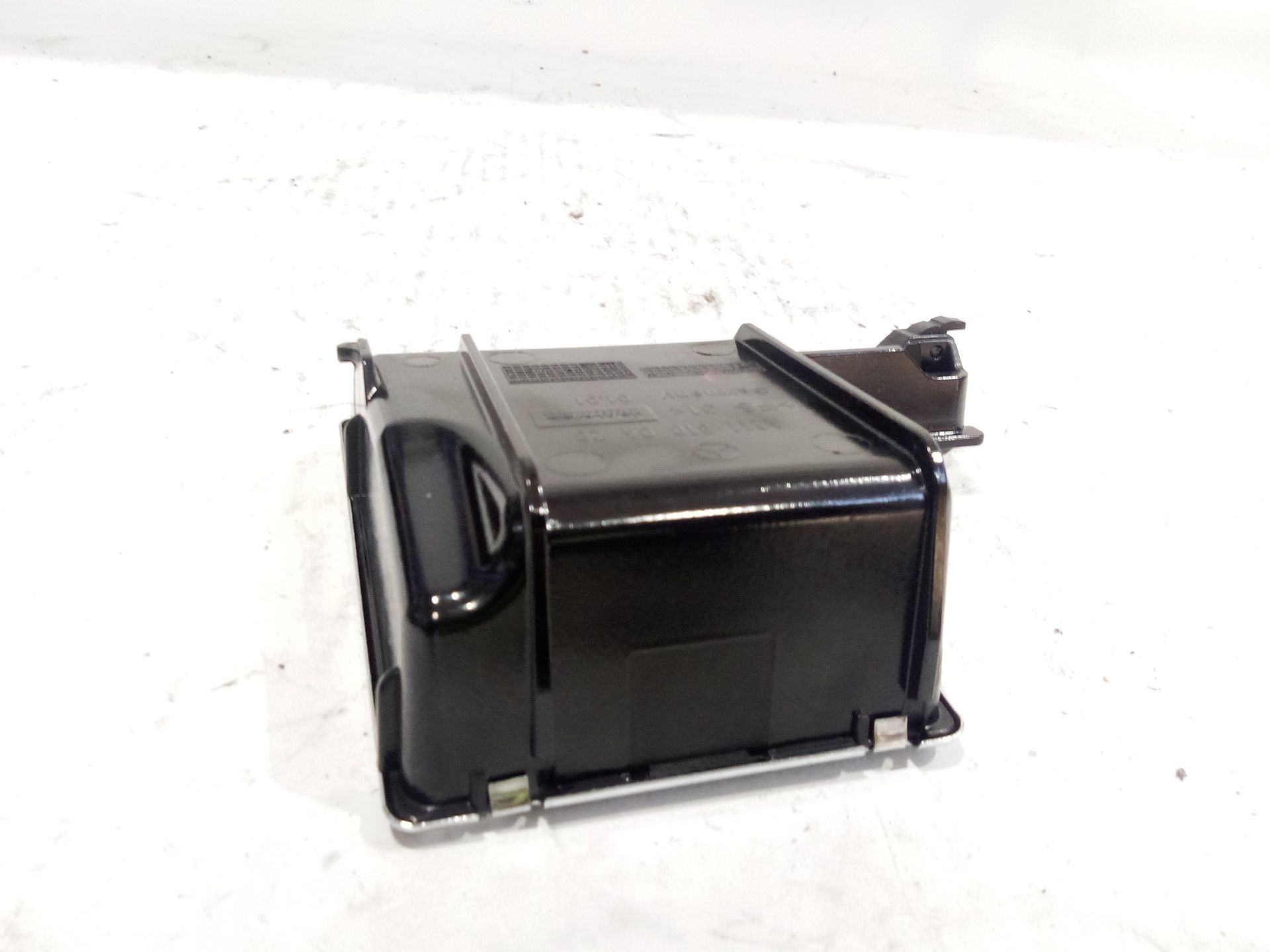 cajon_portaobjetos_a2118100428_mercedes_benz_clase_e_w211_e_270_cdi_211_016