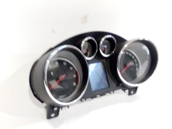 cuadro_instrumentos_13338435_opel_astra_j_p10_1_6_turbo_68