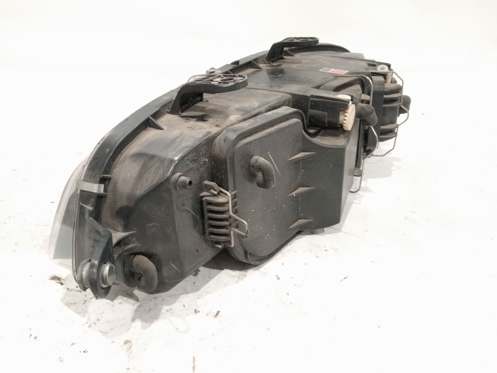 faro_derecho_086611132r_fiat_punto_1999_al_de