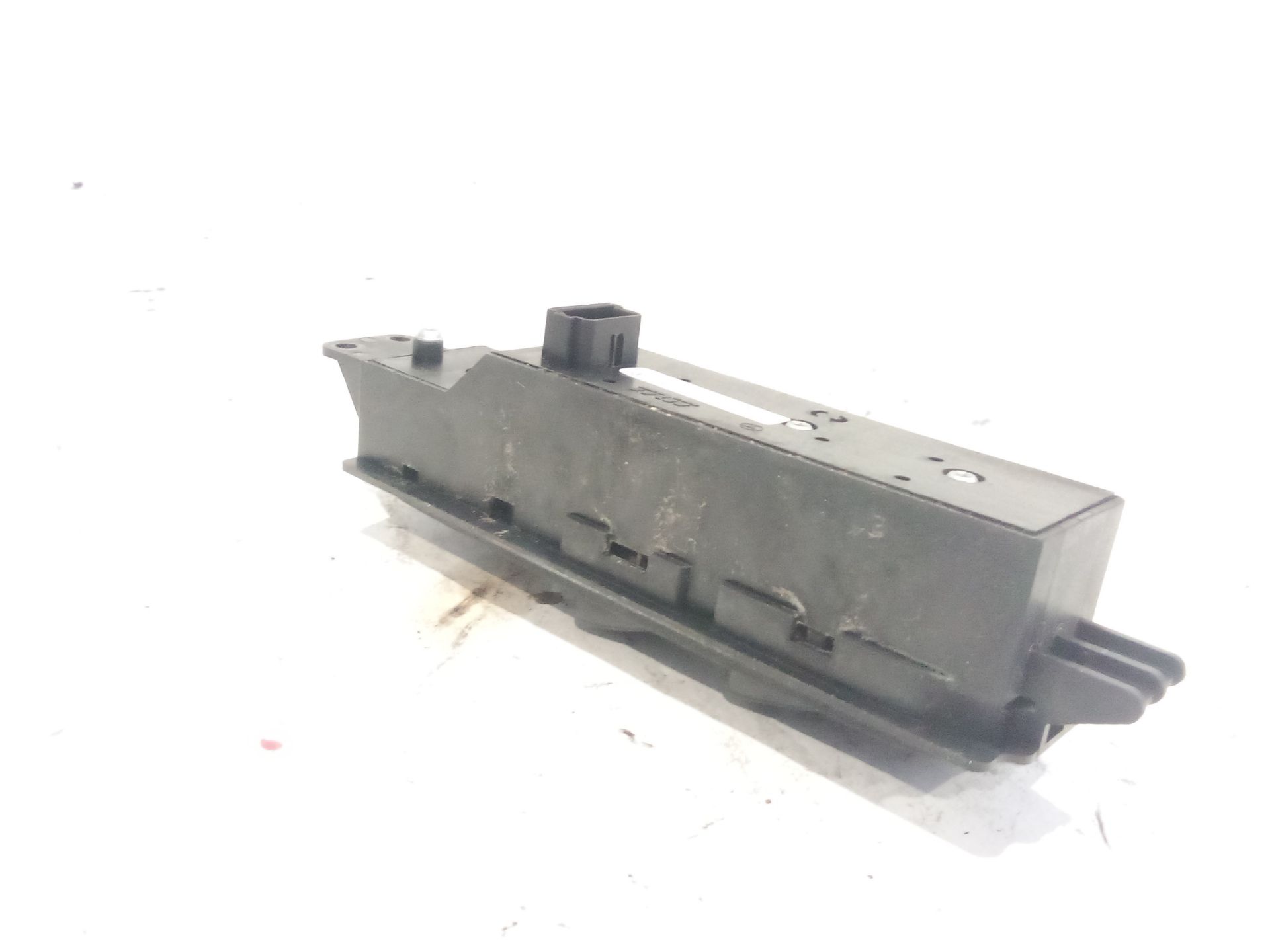 mando_elevalunas_delantero_izquierdo_a6395451213_mercedes_benz_vito_autobus_w639_111_cdi_639_701_639_703_639_705