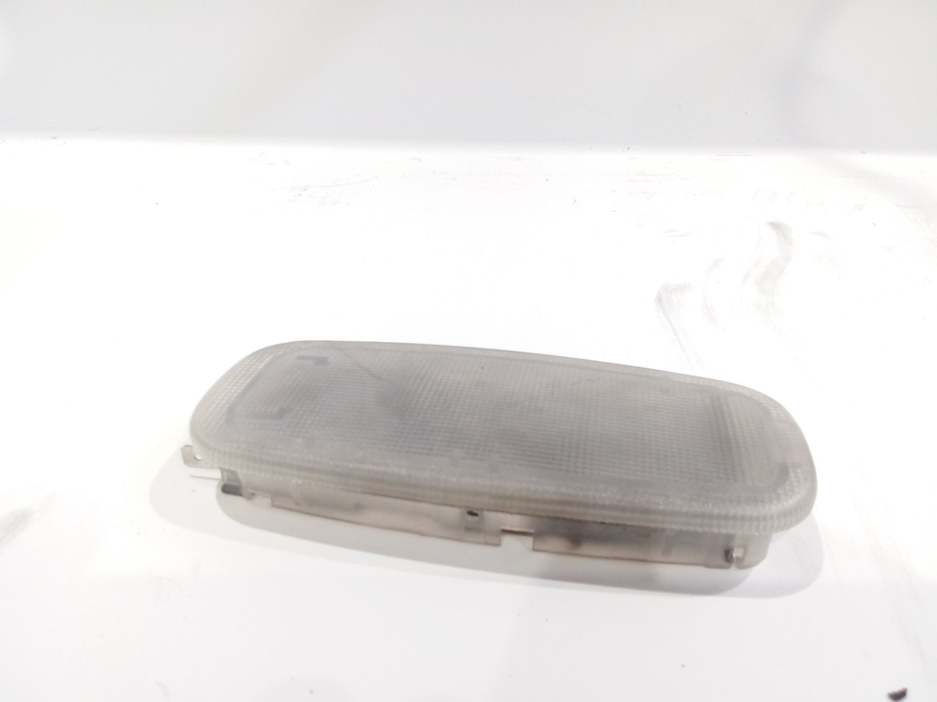 luz_interior_a2028200401_a_202_820_04_01_mercedes_benz_vito_autobus_w639_111_cdi_639_701_639_703_639_705