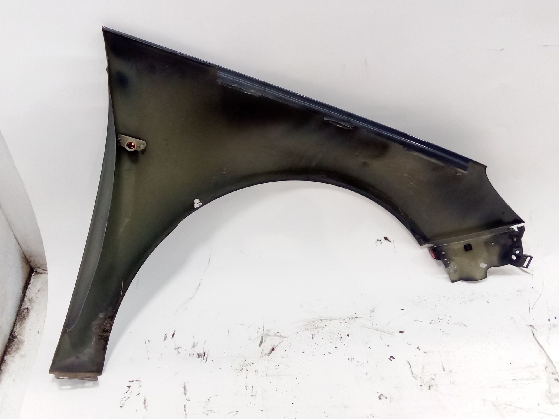 aleta_delantera_izquierda_13277520_opcion_de_color_gbi_opel_insignia_a_sports_tourer_g09_2_0_cdti_35