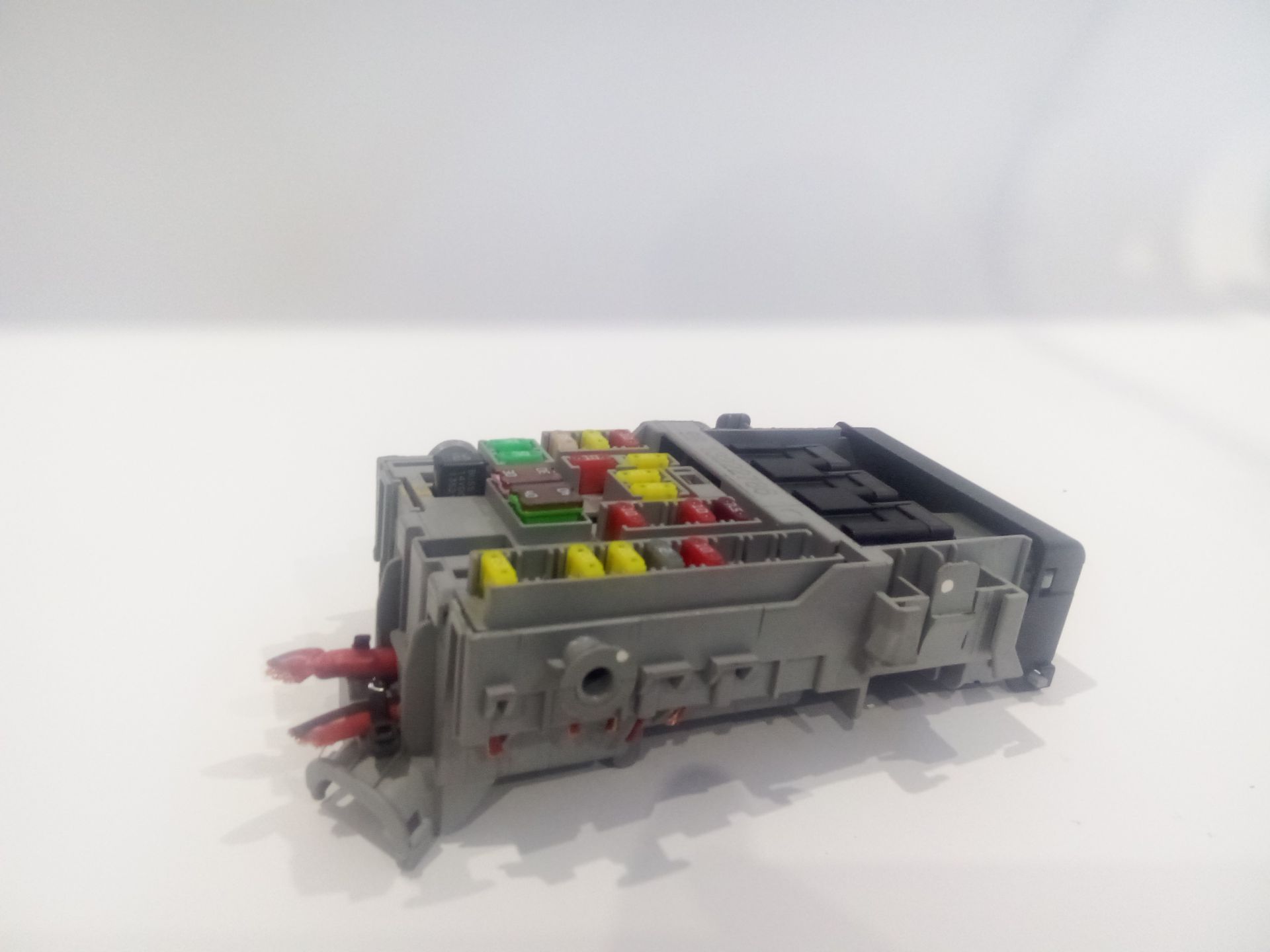 caja_reles_fusibles_13222786_opel_insignia_a_sports_tourer_g09_2_0_cdti_35