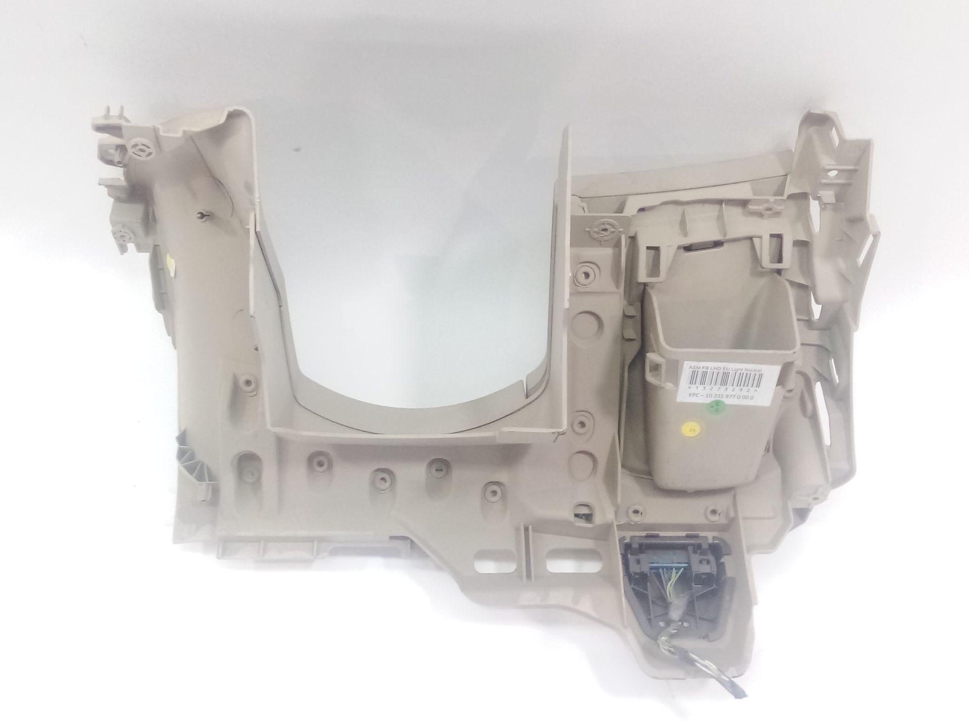 moldura_13237929_opel_insignia_a_sports_tourer_g09_2_0_cdti_35