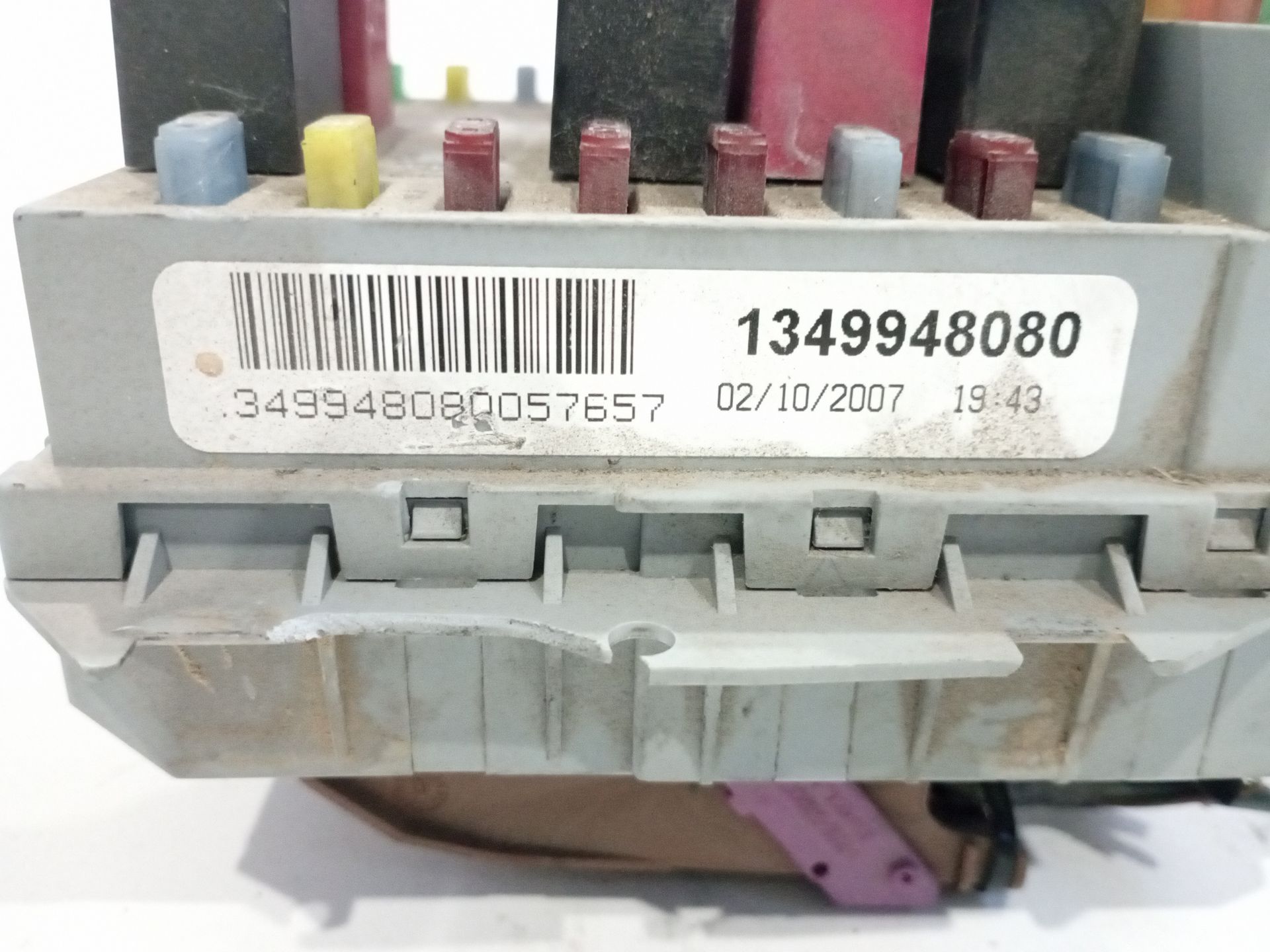 caja_reles_fusibles_1349948080_peugeot_boxer_furgoneta_2_2_hdi_120