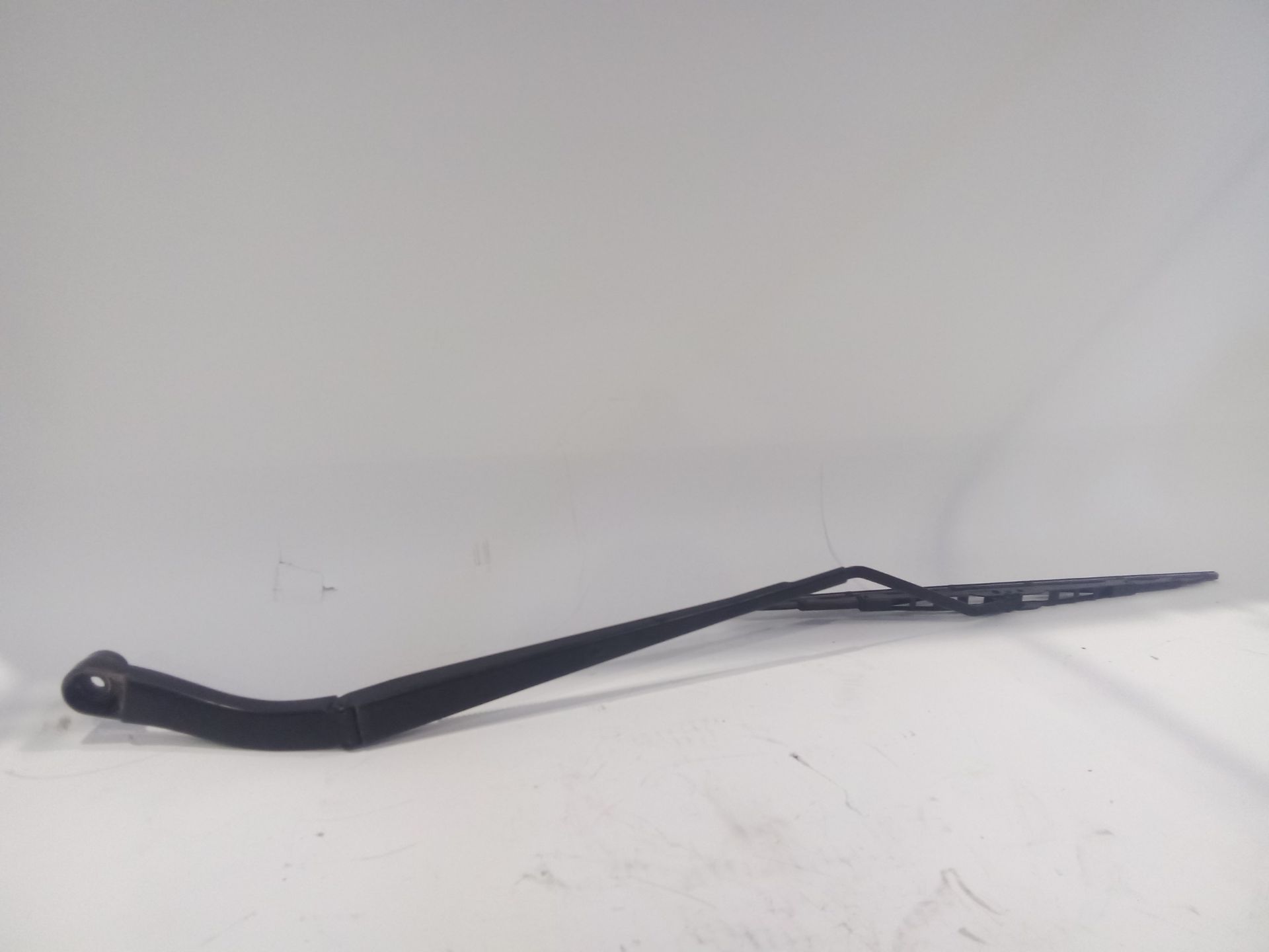 brazo_limpia_delantero_derecho_13227399_7695_opel_insignia_a_sports_tourer_g09_2_0_cdti_35