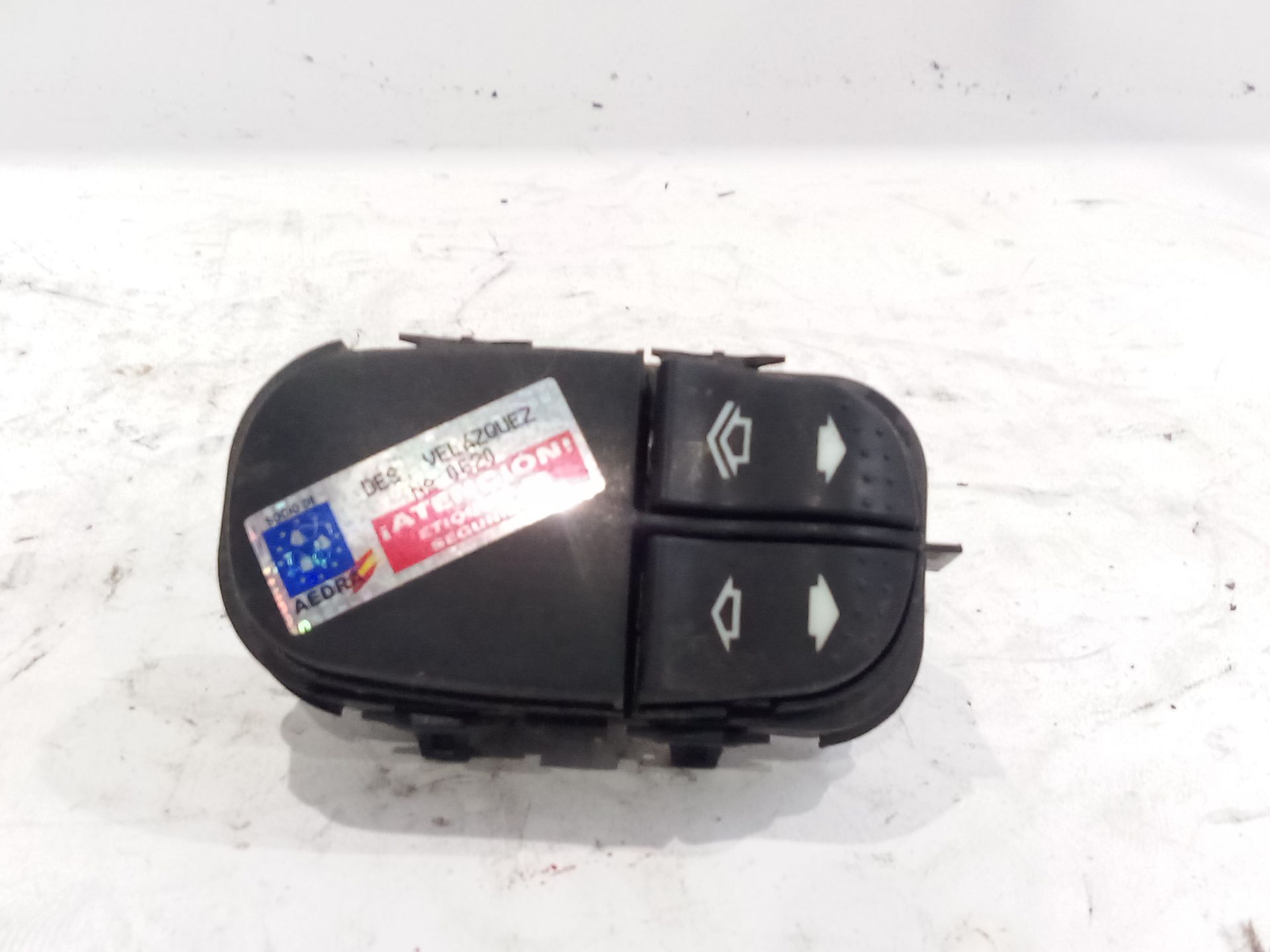 mando_elevalunas_delantero_izquierdo_ys4t_ford_focus_1_ano_98_14529aa_al_de