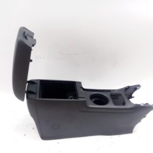 apoyabrazos_central_kd4564420a02_kd45_64_420a_02_mazda_cx_5_ke_gh_2_2_d_ke2fw