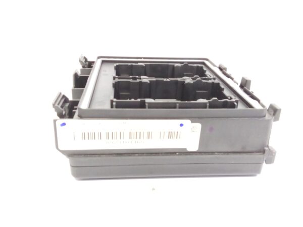 caja_reles_fusibles_l1tt14d068_ford_puma_j2k_cf7_1_0_ecoboost_mhev