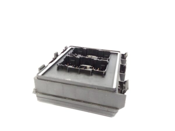 caja_reles_fusibles_l1tt14d068_ford_puma_j2k_cf7_1_0_ecoboost_mhev