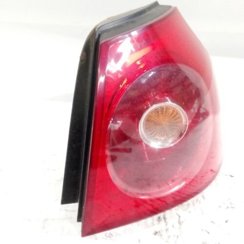 PILOTO TRASERO DERECHO EXTERIOR VOLKSWAGEN GOLF V (1K1) 1.6