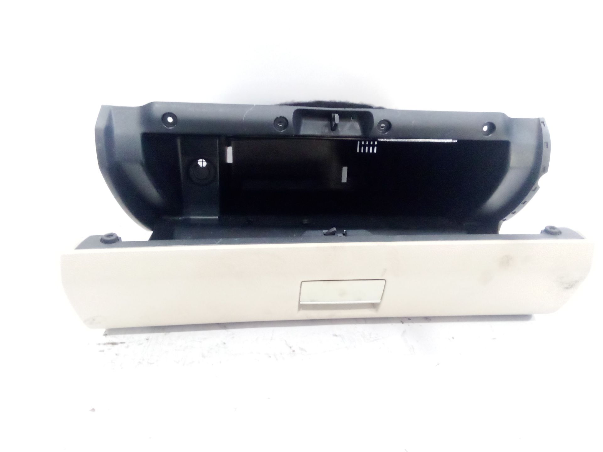 guantera_a1696800139_beige_mercedes_benz_clase_b_sports_tourer_w245_b_200_turbo_245_234