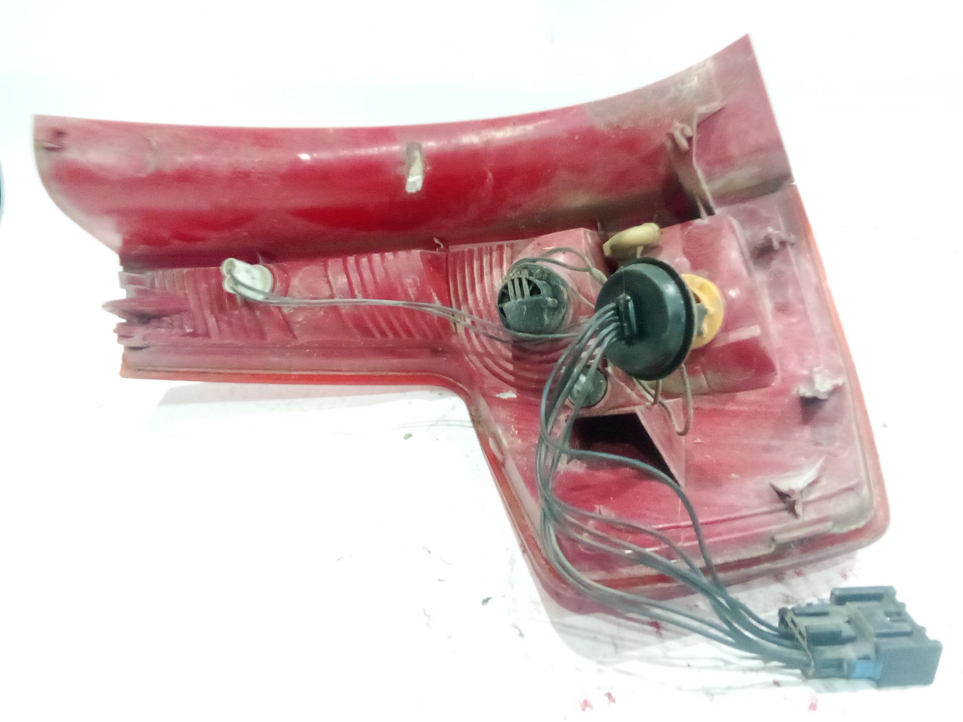 piloto_trasero_derecho_9655863980_citr_n_c4_i_lc_1_4_16v