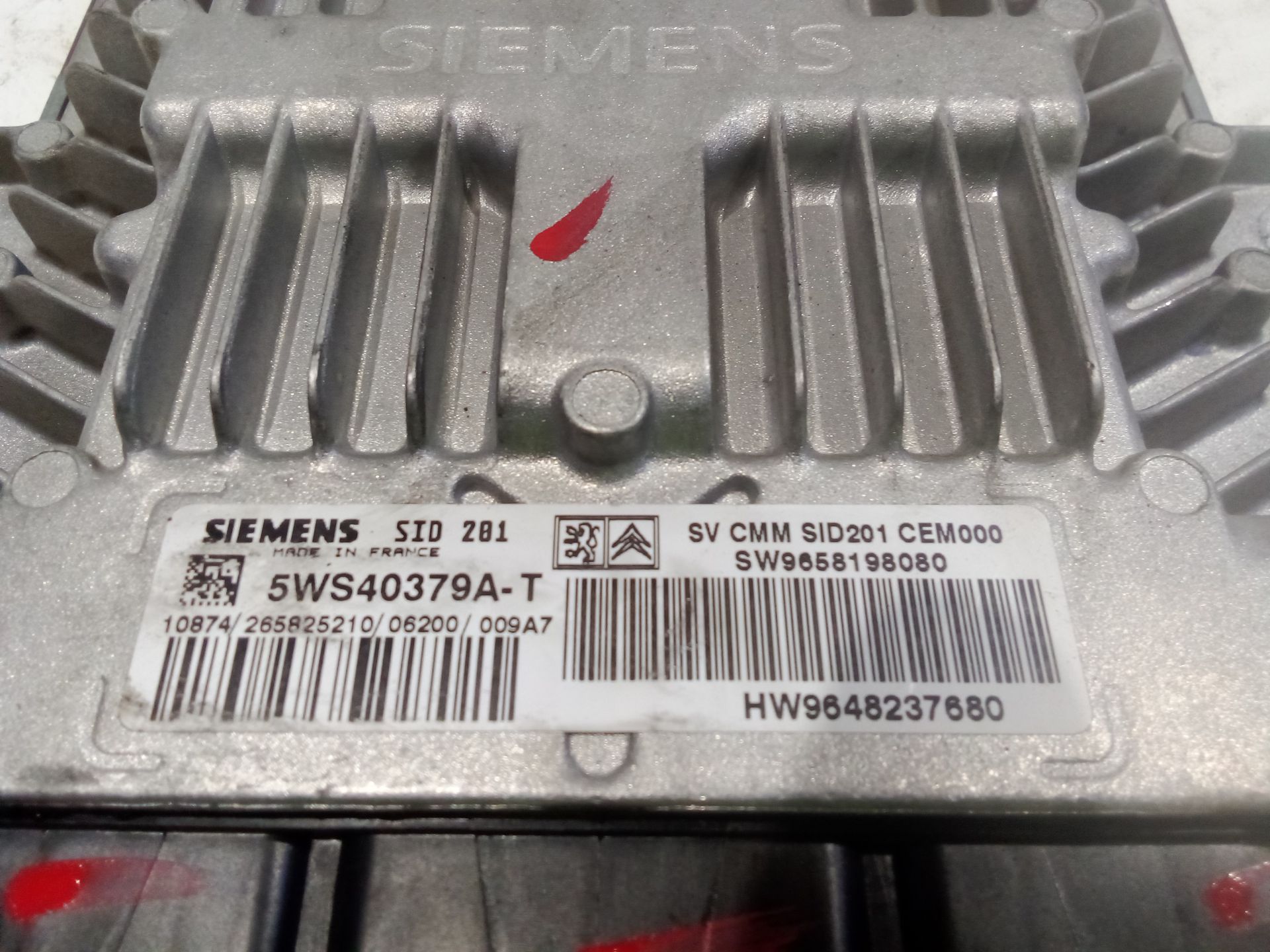 centralita_motor_uce_9658108080_5ws40379at_peugeot_607_9d_9u_2_7_hdi_24v