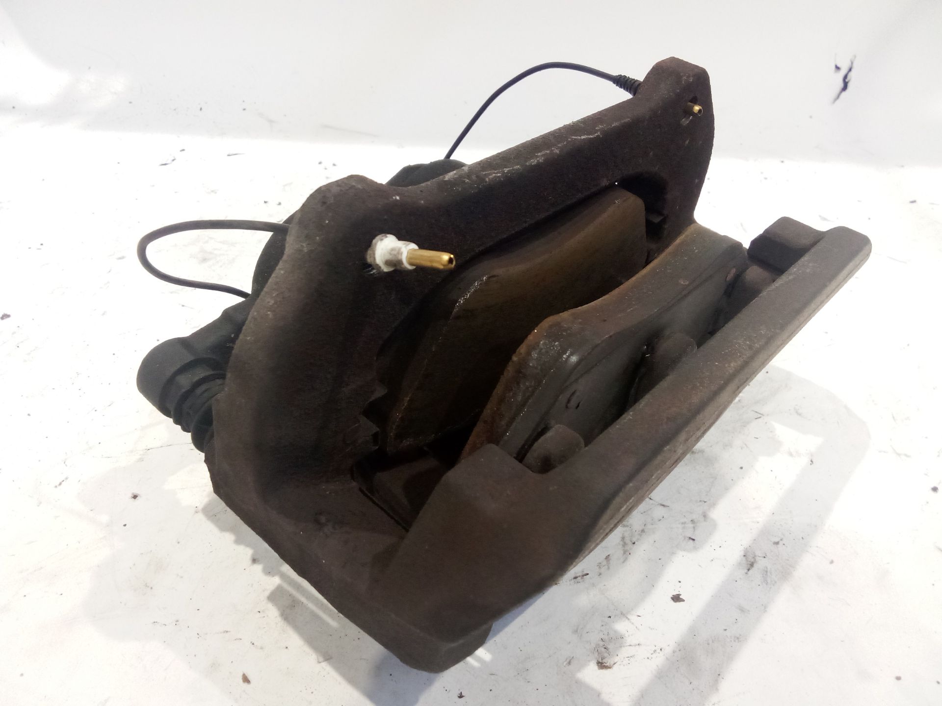 pinza_freno_delantera_derecha_1651755180_16_517_551_80_peugeot_607_9d_9u_2_7_hdi_24v