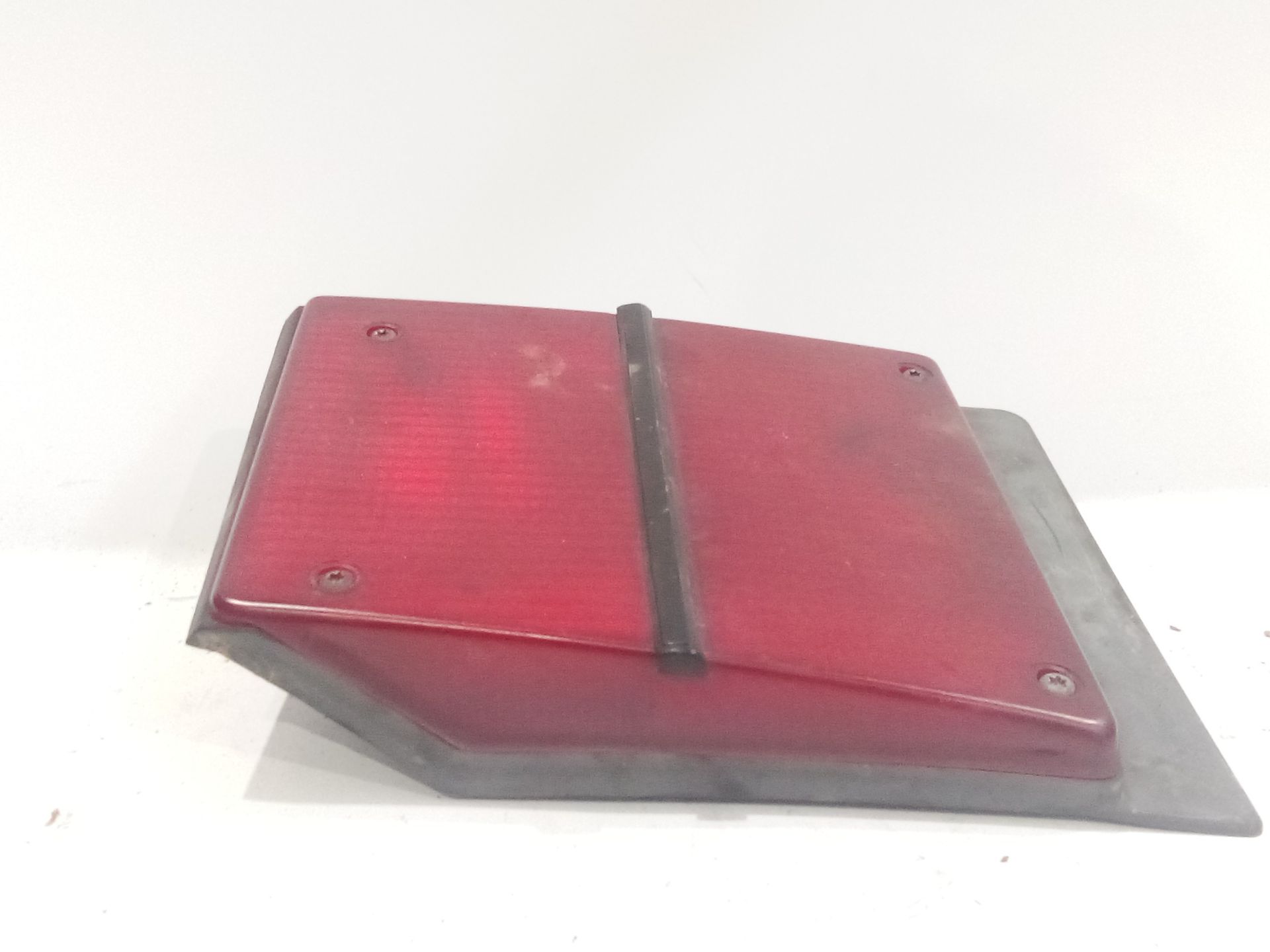 piloto_trasero_derecho_interior_sinreferencia_saab_900_i_combi_coupe_2_0_16