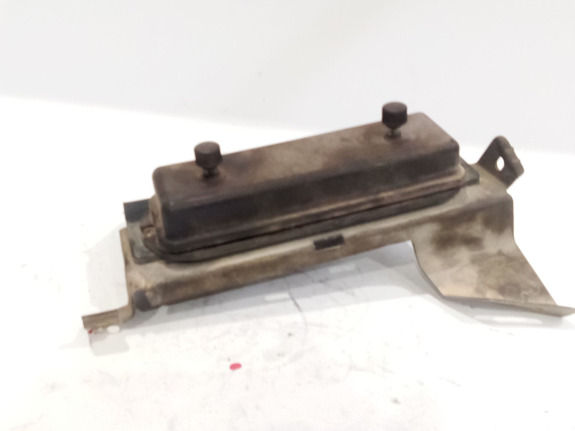 caja_reles_fusibles_sinreferencia_mercedes_benz_8_w115_200_d_115_115