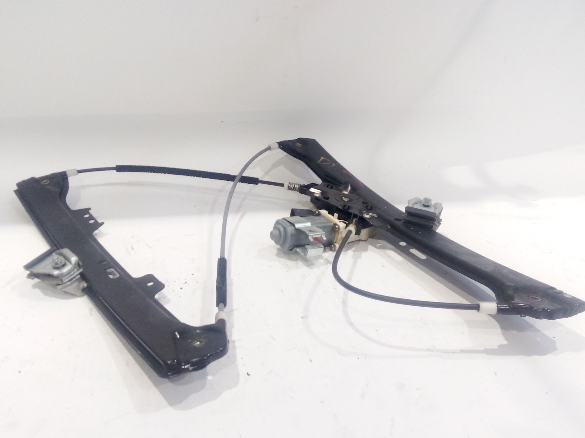 elevalunas_delantero_izquierdo_51337184383_51_33_7_184_383_bmw_5_e60_530_d