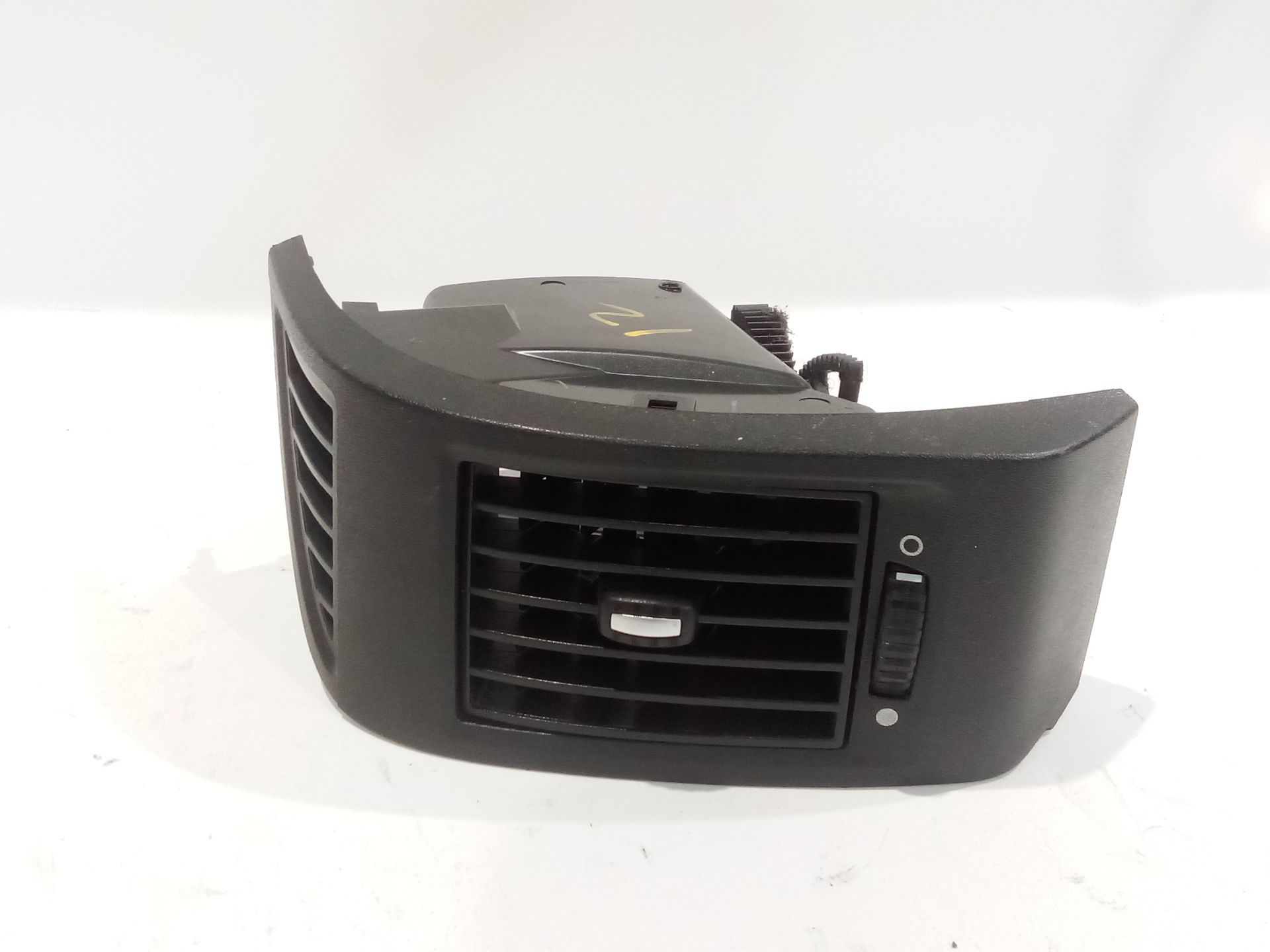 rejilla_aireadora_1616877580_citr_n_jumper_ii_furgoneta_2_0_bluehdi_160