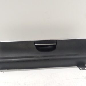 guantera_sinreferencia_mercedes_benz_8_w115_200_d_115_115