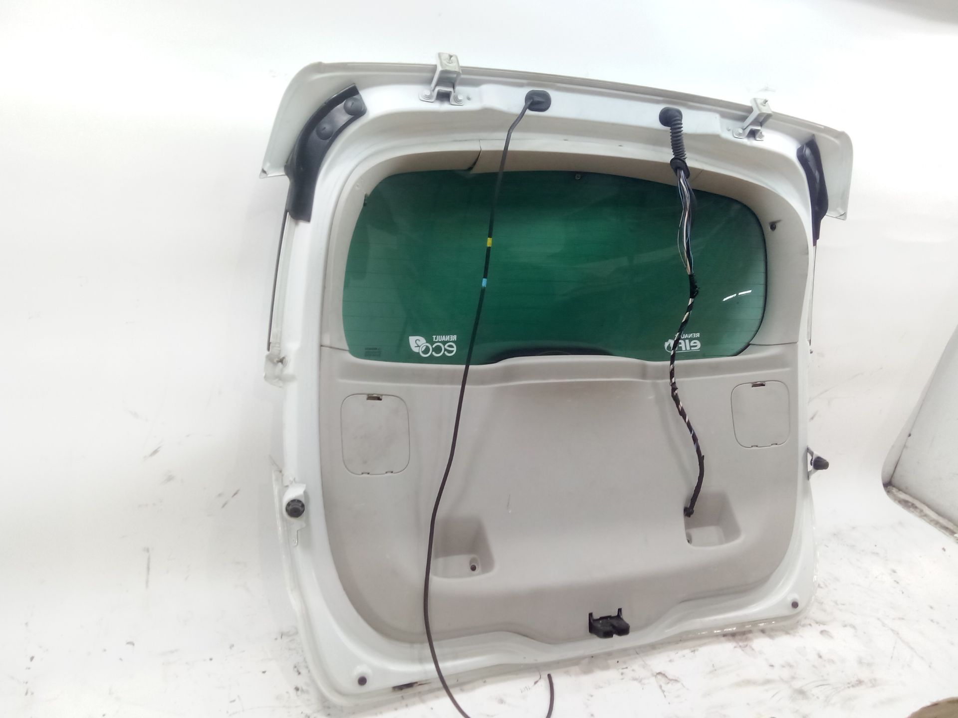 porton_trasero_901001385r_renault_scenic_iii_jz0_1_1_5_dci