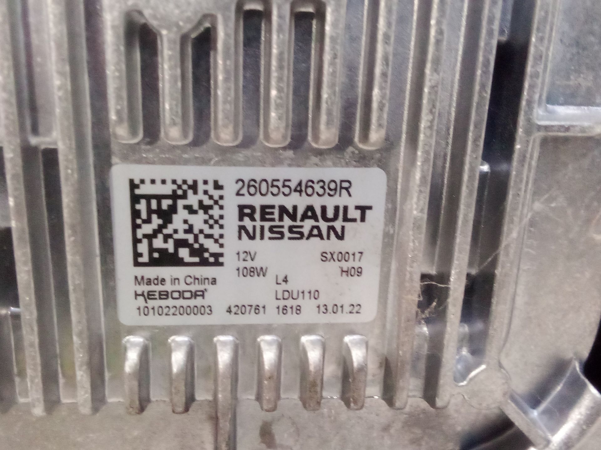 faro_derecho_260104410r_260733523r_1ex015152_renault_austral_tce_130