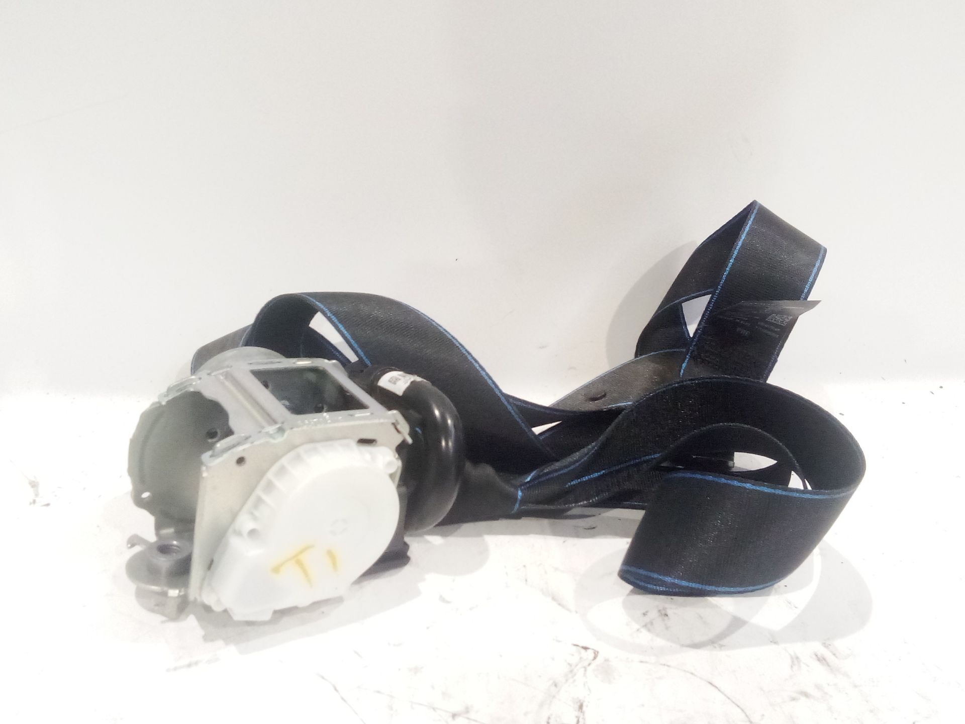 cinturon_seguridad_trasero_izquierdo_888847874r_renault_austral_tce_130