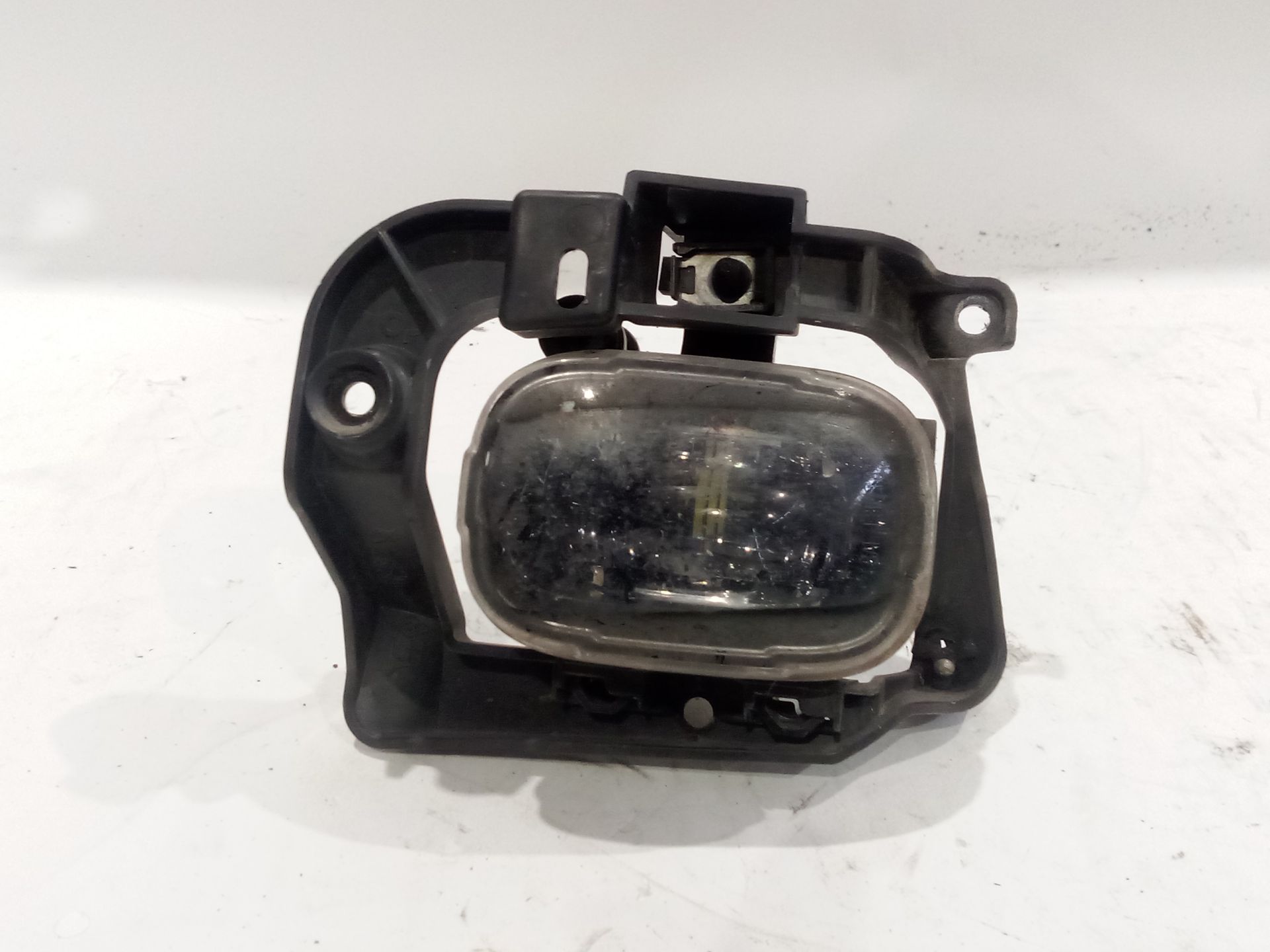 faro_antiniebla_izquierdo_261550862r_renault_megane_iv_hatchback_b9a_m_n_1_5_blue_dci_115_b9a6