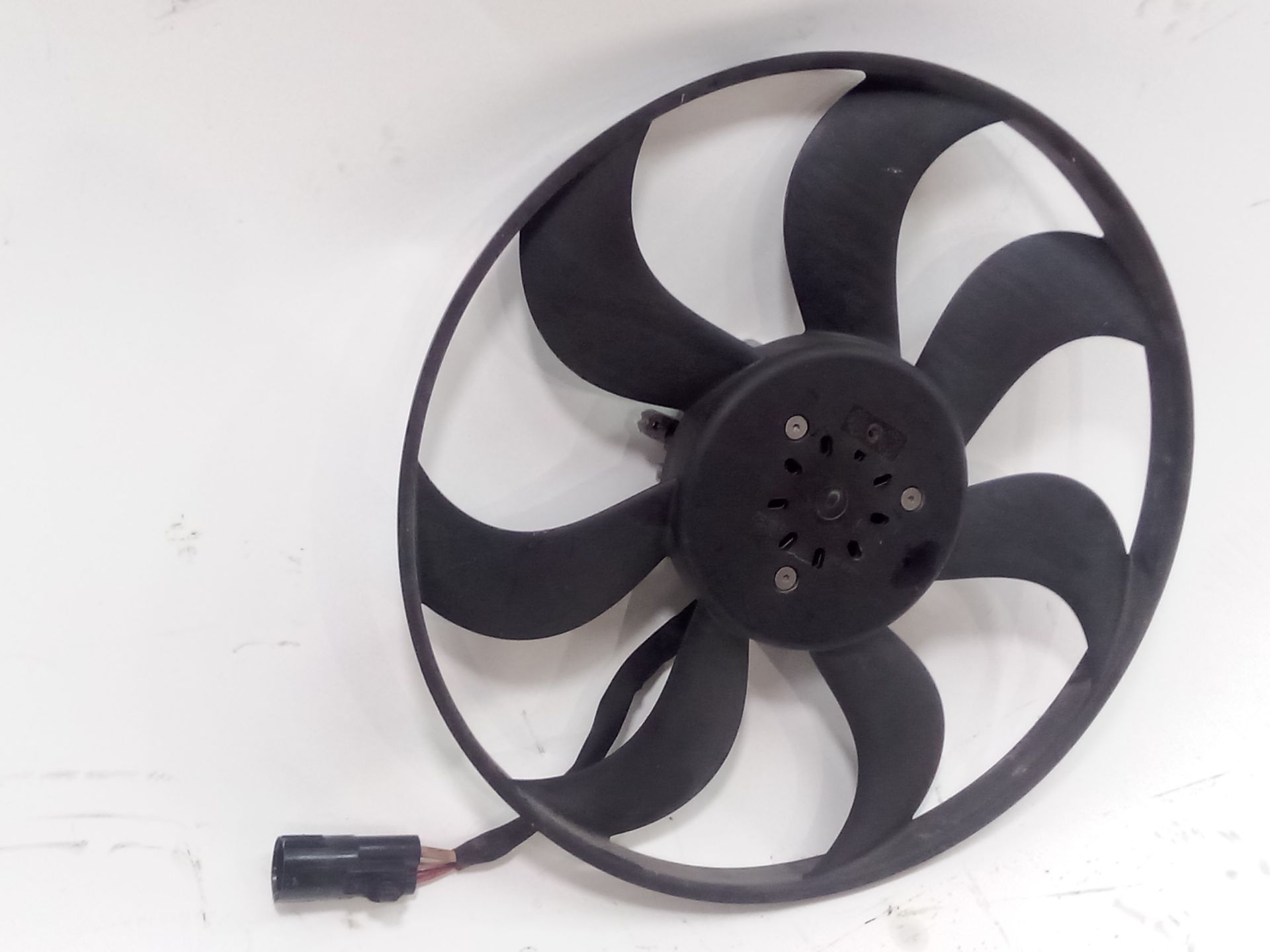 electroventilador_214811275r_t87039b_renault_megane_iv_hatchback_b9a_m_n_1_5_blue_dci_115_b9a6