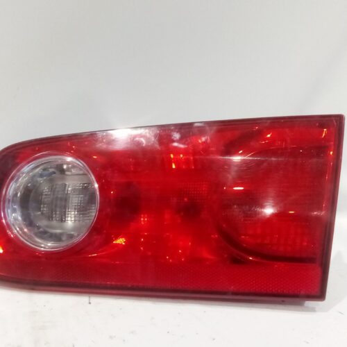 PILOTO TRASERO DERECHO INTERIOR RENAULT LAGUNA II (BG0/1_) 2.0 DCI (BG1T)