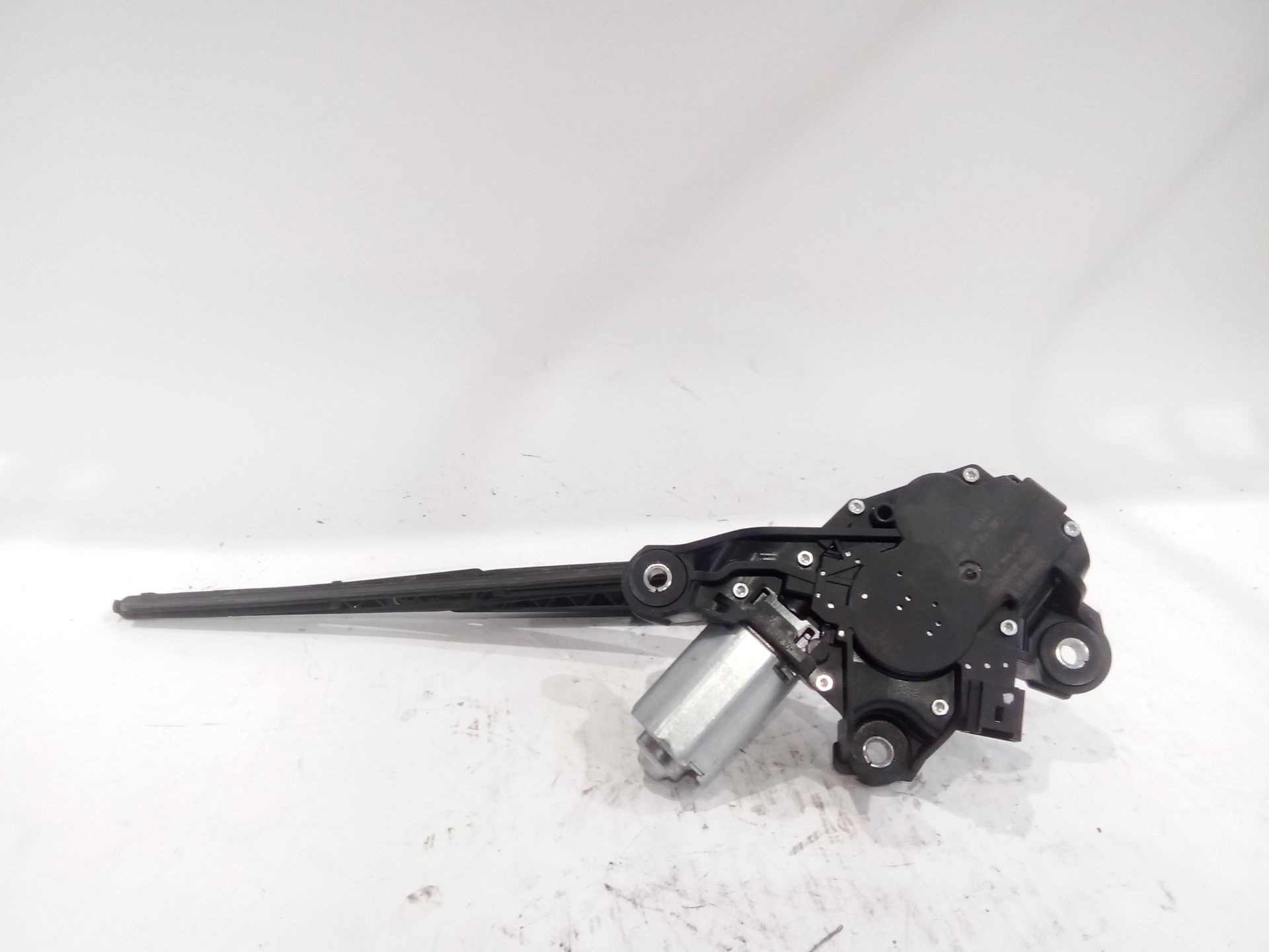 motor_limpia_trasero_287100010r_renault_scenic_iii_jz0_1_1_2_tce