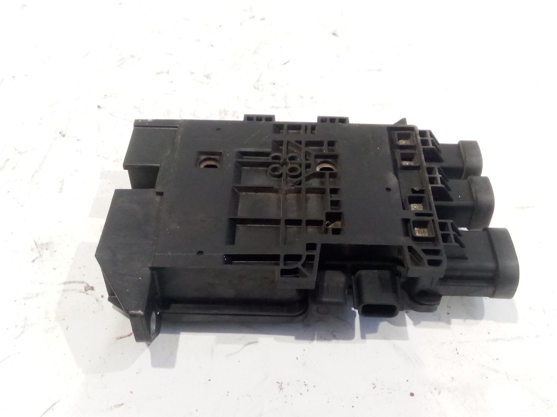 caja_reles_fusibles_243800010r_renault_scenic_iii_jz0_1_1_2_tce