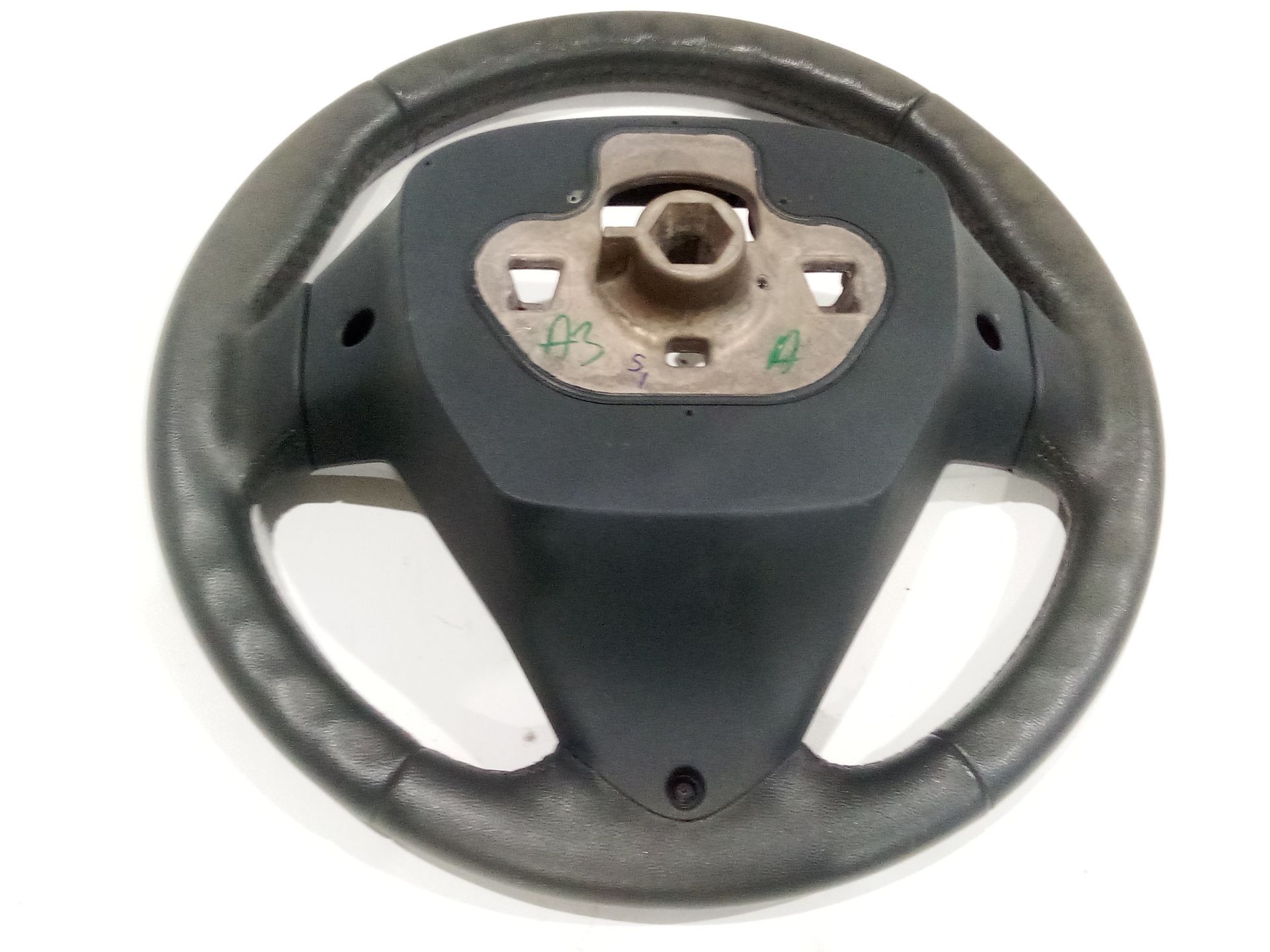 volante_8a613600aj38c5_62146117c_8a61_3600_aj38c5_ford_fiesta_vi_cb1_ccn_1_25