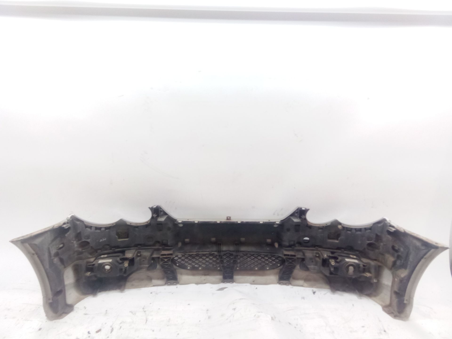 paragolpes_delantero_a2038851125_n_de_pintura744_plata_brillante_pintura_metalizada_a_203_885_11_25_mercedes_benz_clase_c_coupe