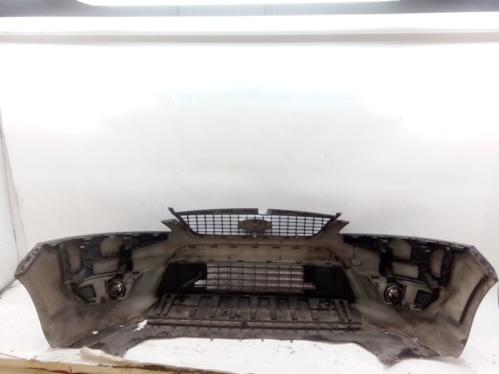 paragolpes_delantero_7s7117757baxwaa_pintura_exterior_pan_er_black_metallic_7s71_17757_baxwaa_ford_mondeo_iv_sedan_ba7_2_0_flexi