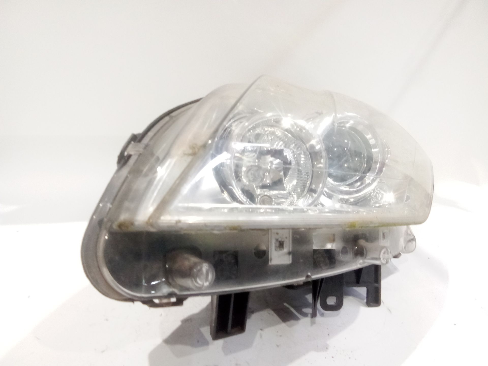 faro_izquierdo_260600038r_260600033r_renault_laguna_iii_bt0_1_2_0_dci_bt07_bt0j_bt14_bt1a_bt1s