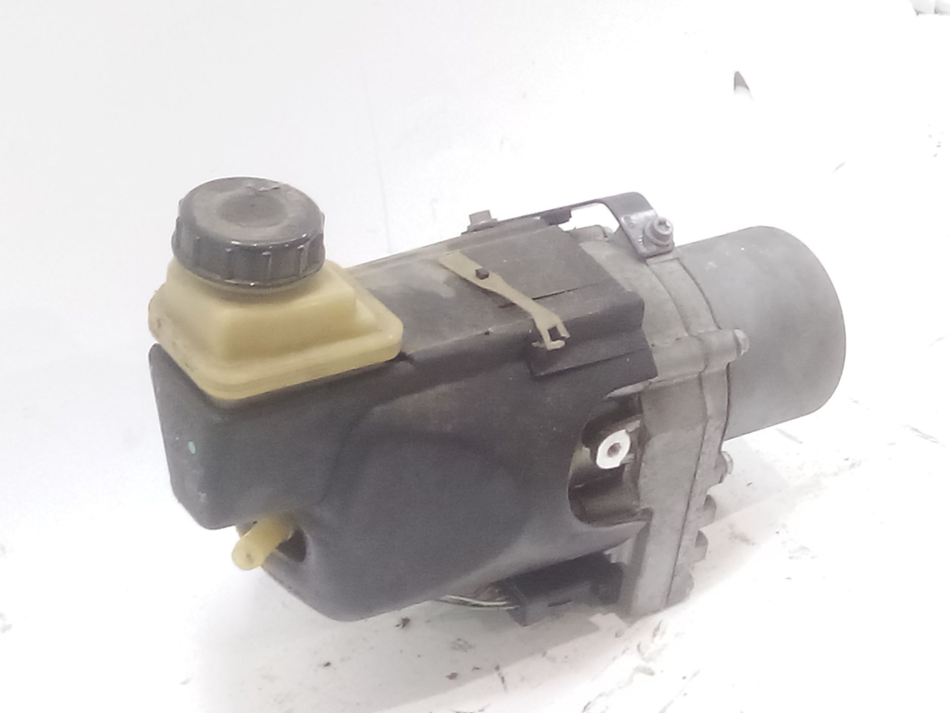 bomba_servodireccion_491102118r_renault_laguna_iii_bt0_1_2_0_dci_bt07_bt0j_bt14_bt1a_bt1s