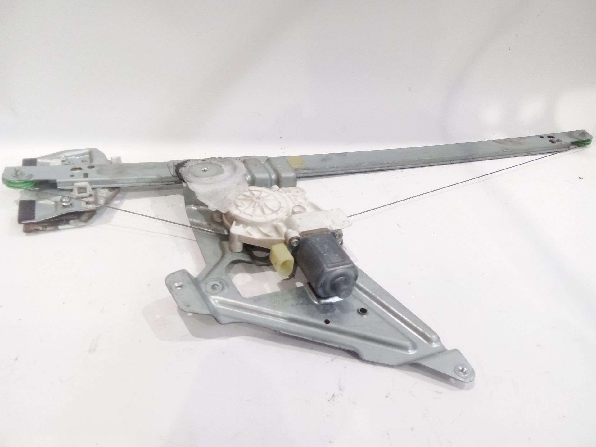 elevalunas_delantero_derecho_9067200146_mercedes_benz_sprinter_5_t_caja_chasis_b906_516_cdi_906_153_906_155_906_253_906_255